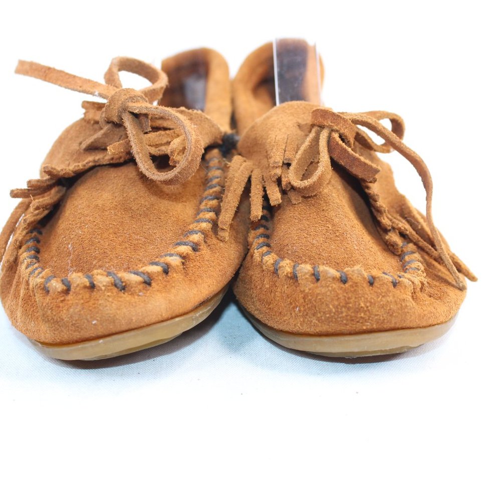 Minnetonka Model: 402  Brown Suede Fringe Non Skid Sole Moccasin Flat #124 - Picture 5 of 9